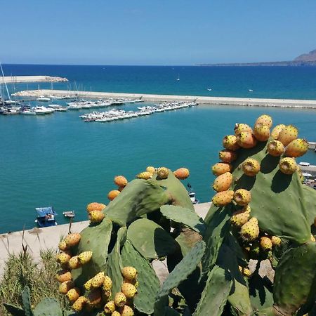 Loft In Balestrate Vicino Al Mare - Rental Beb المظهر الخارجي الصورة